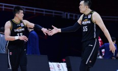瓦力棋牌游戏-包含福建男篮士气高涨，以强劲攻势横扫对手，赢得关键比赛的词条