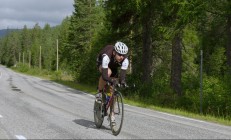 瓦力棋牌游戏-复刻杜兰特，当多诺万·米切尔在奥兰多写下自己的勇士之敌