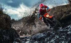 瓦力棋牌官网-一个人的肩膀，一座城的星空，阿圭罗的抢七史诗