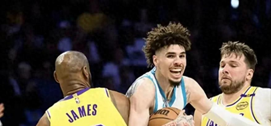 包含黄蜂逆袭豪取胜利,实力迅速崛起的词条 包含黄蜂逆袭豪取胜利,实力迅速崛起的词条