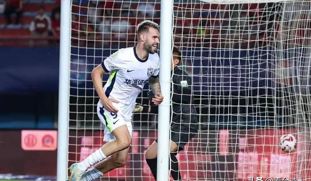 雄鹿堡获得宝贵三分，仍为保级斗争