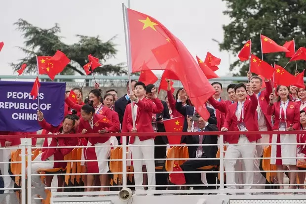 冠军的荣耀：世界各国精英运动员角逐