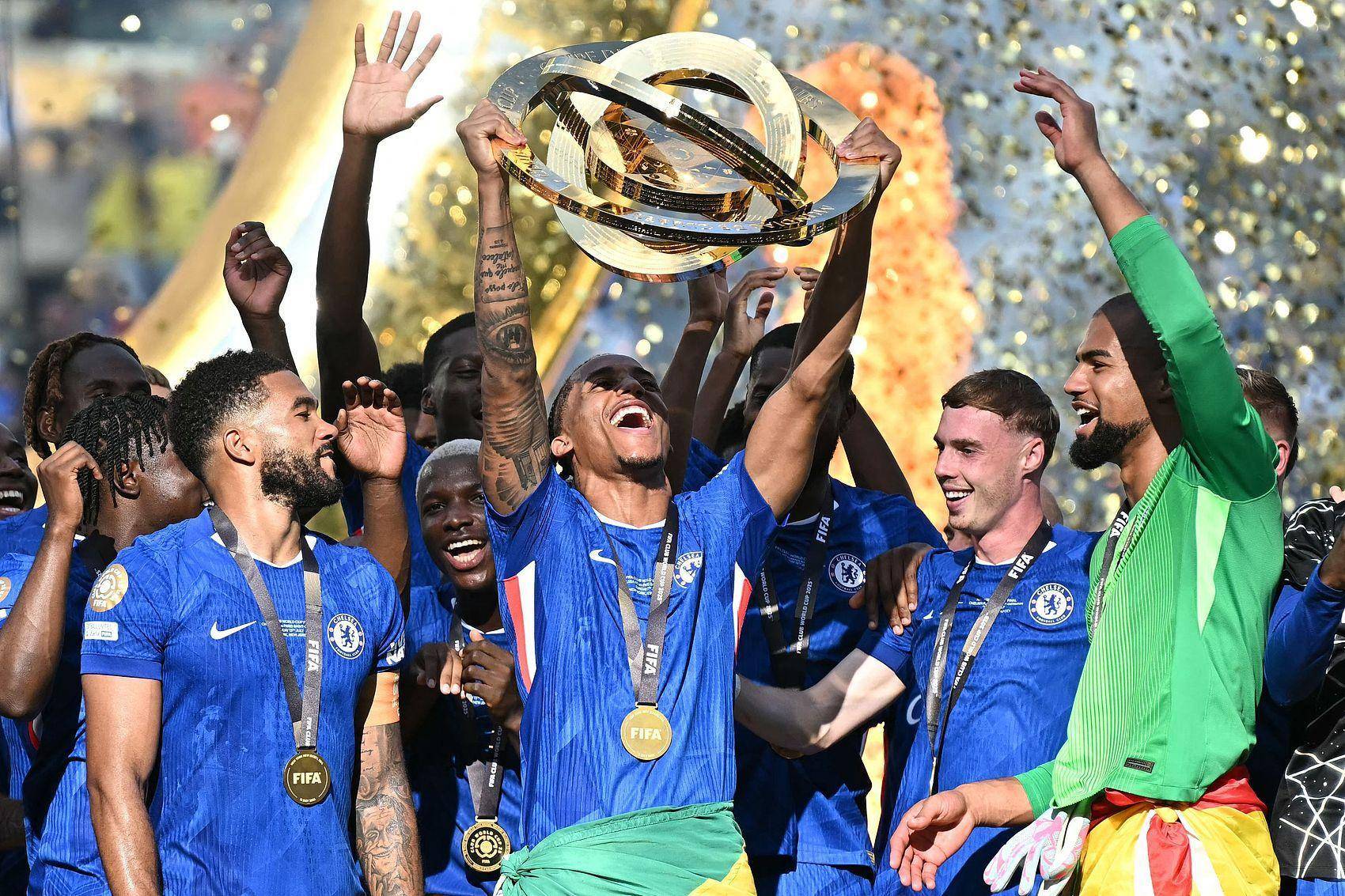 巴黎圣日耳曼大胜在望,球队士气高昂的简单介绍 巴黎圣日耳曼大胜在望,球队士气高昂的简单介绍