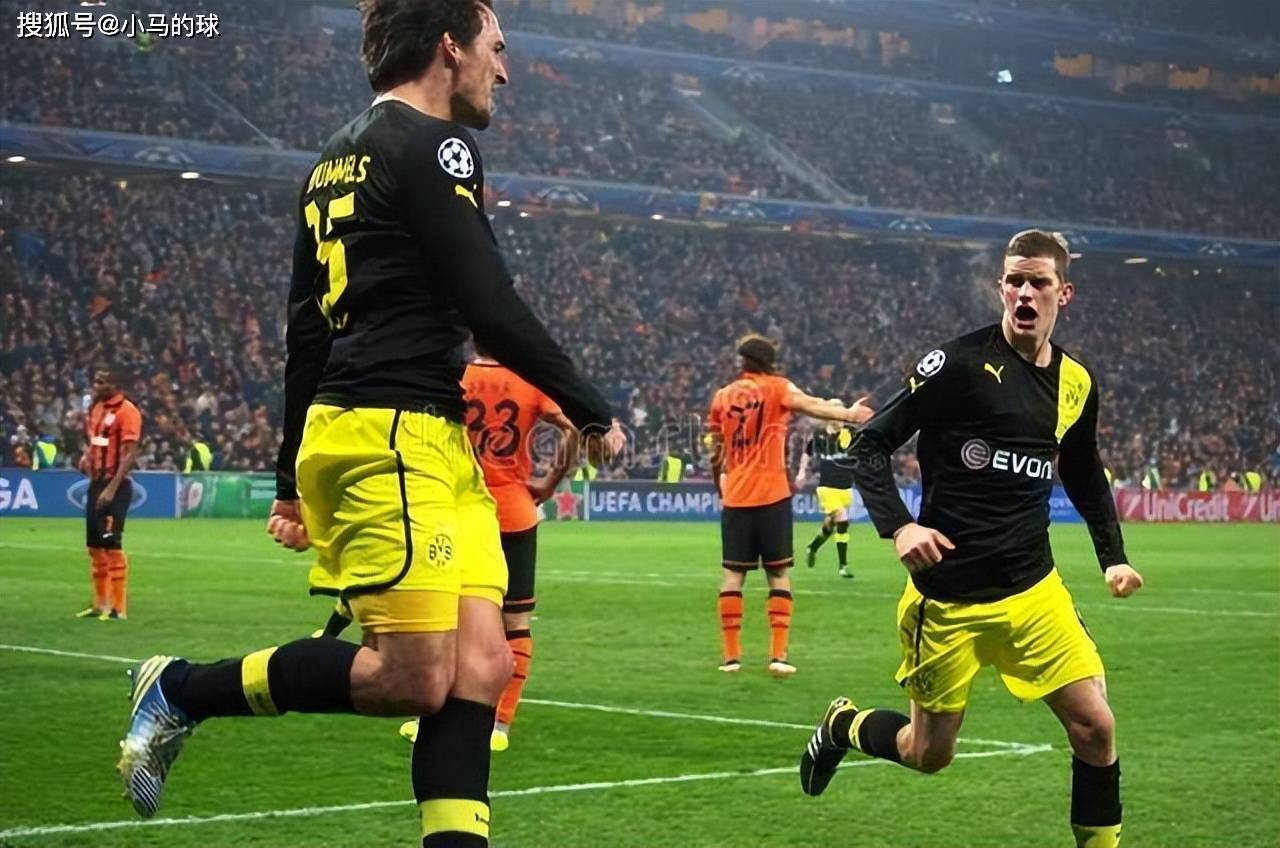 关于格列兹曼梅西双响，巴萨3-1赢得对阵格拉纳达的胜利的信息