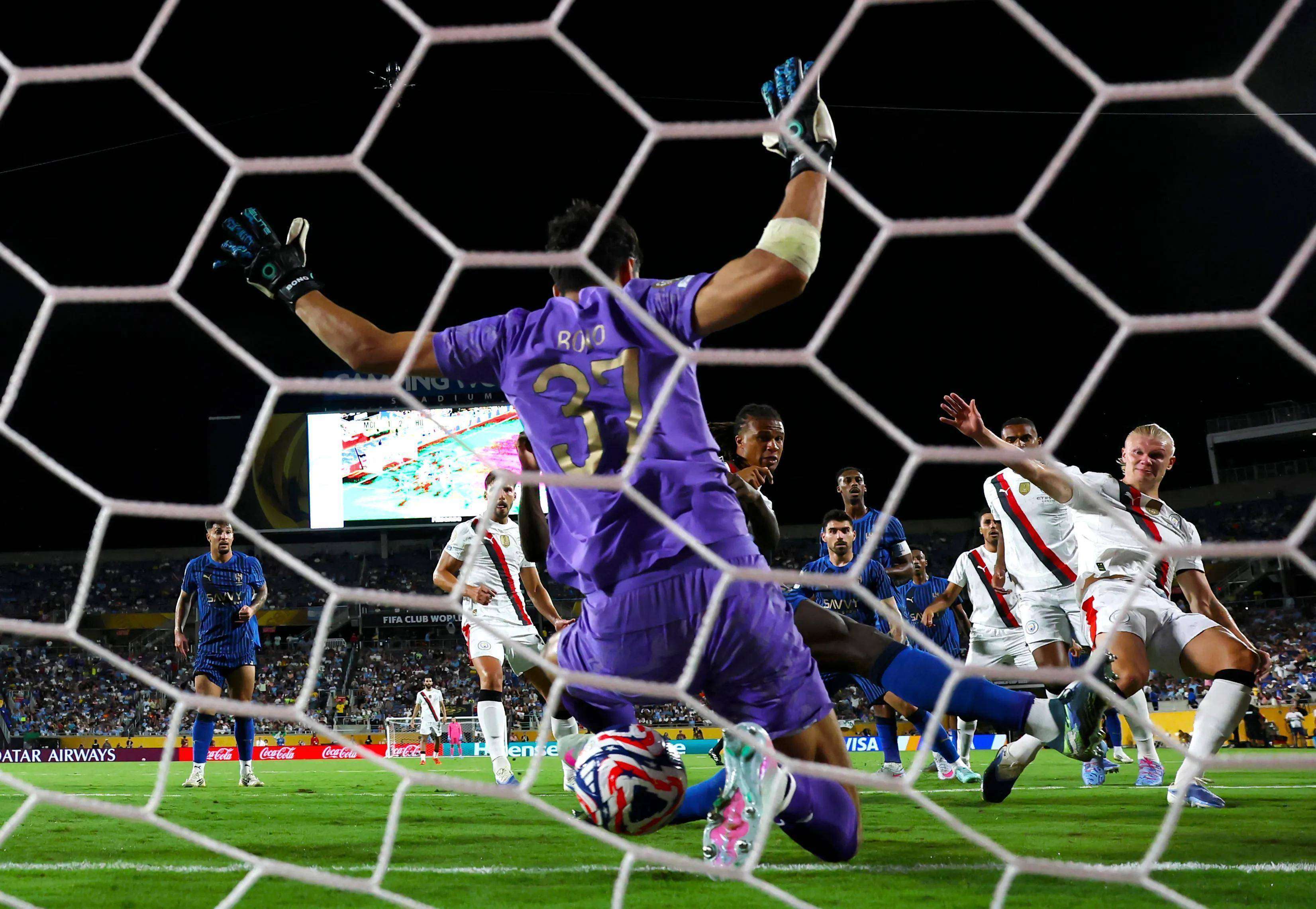 里昂主场-击败尤文图斯,晋级欧冠四强 里昂主场-击败尤文图斯,晋级欧冠四强