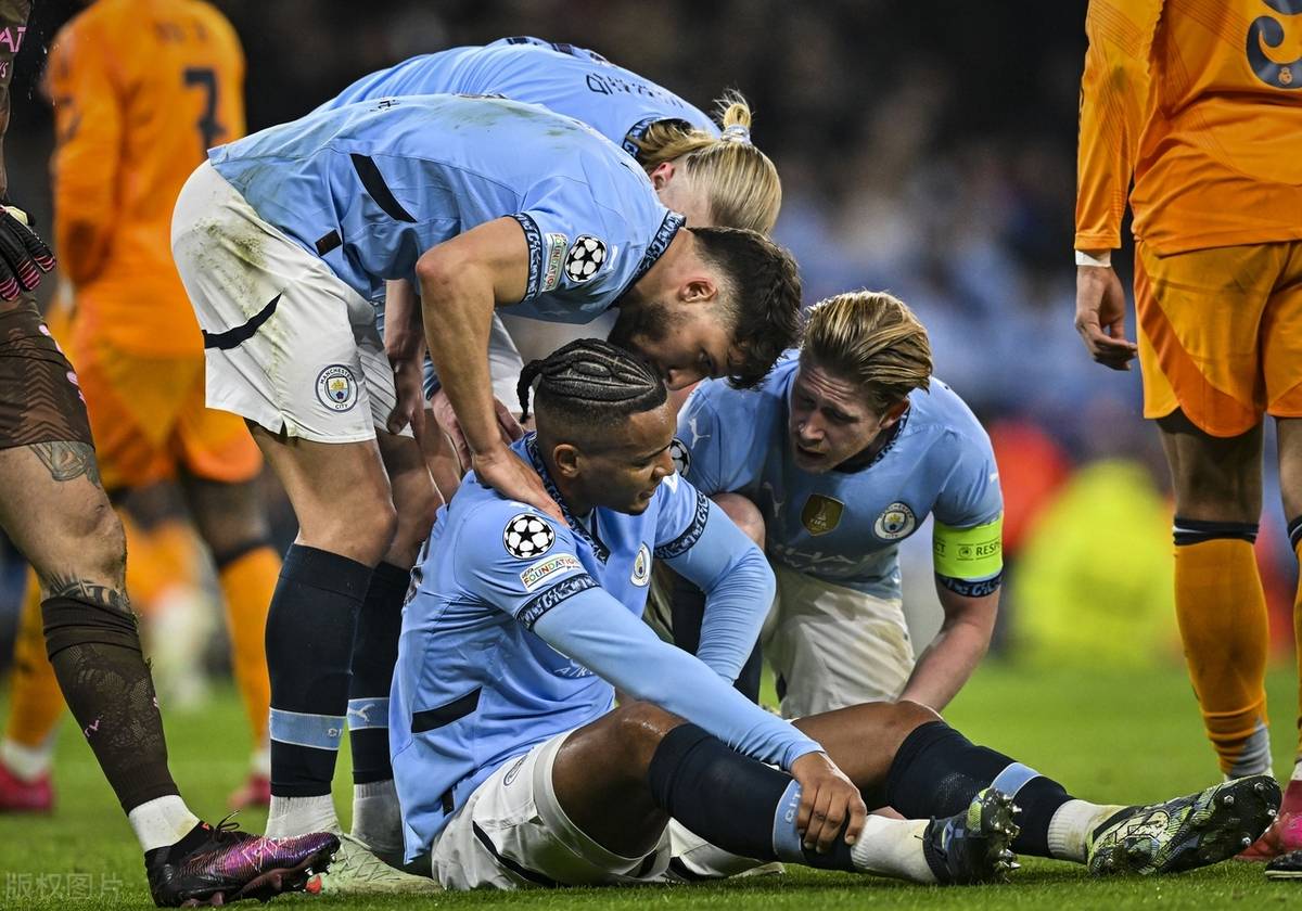 曼联惨败桑德兰，欧冠资格岌岌可危