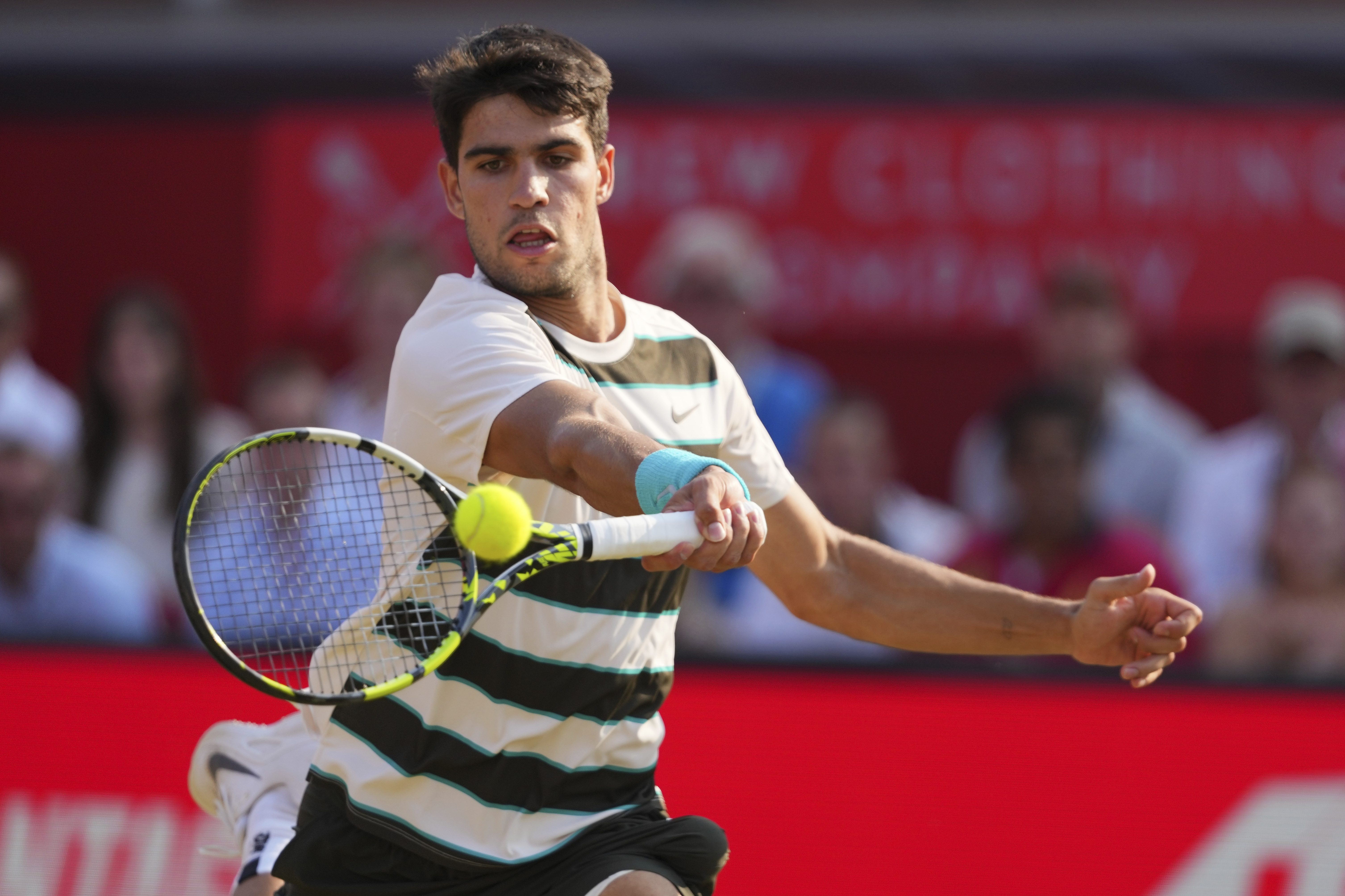 澳网逆转拉沃尔杯，阿尔卡拉斯带队取胜